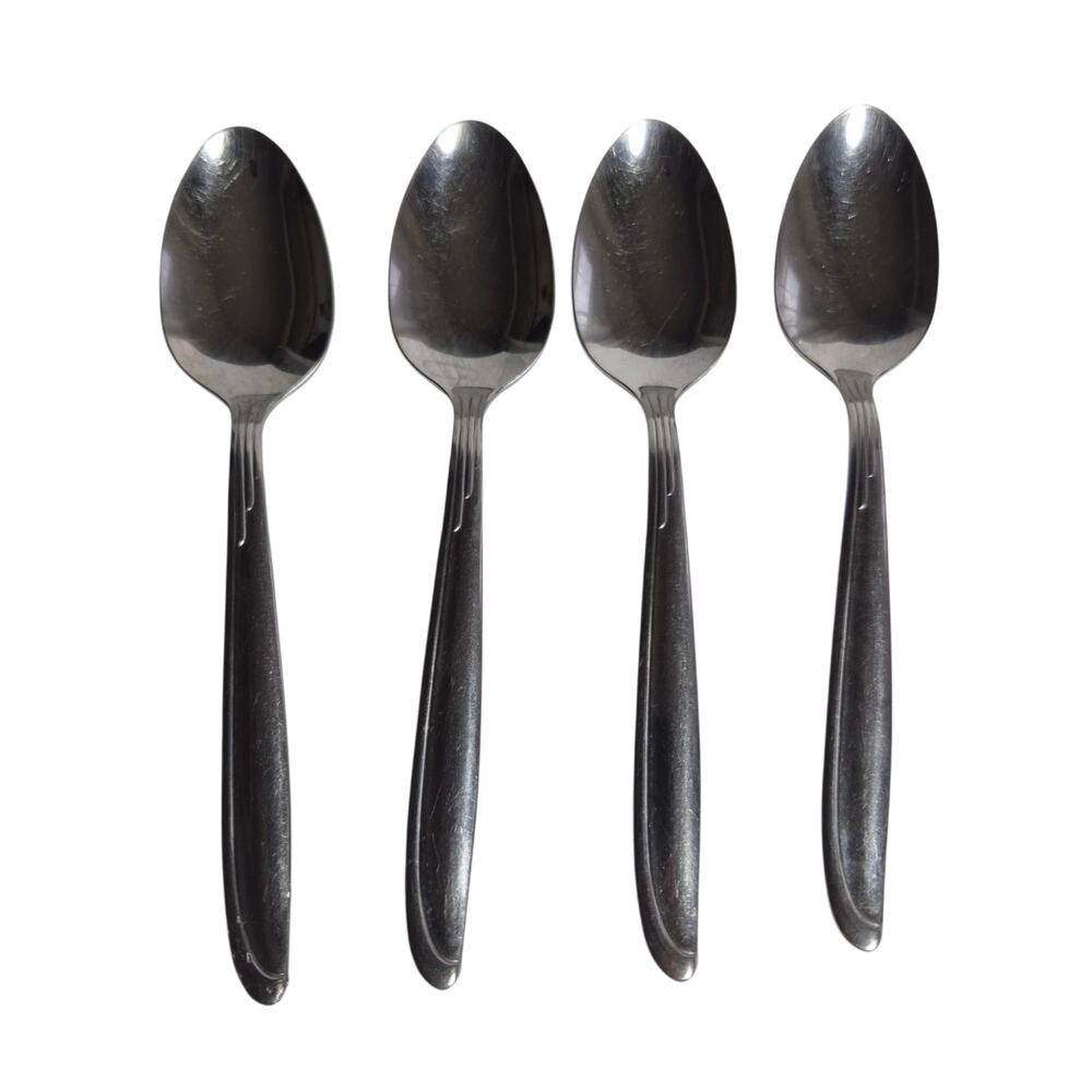 Vintage Oneida Sand Dune Pattern with Grooves Set of 4 Standard Spoons Stainless